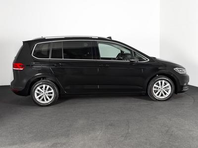 Volkswagen Touran 1.5 Tsi 150ch Dsg Type Carat Toit Ouvrant Alcantara Chauff Carplay Gps Regul Acc