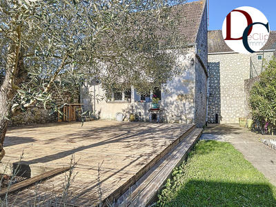 Maison - 160 m² - 7 pièces