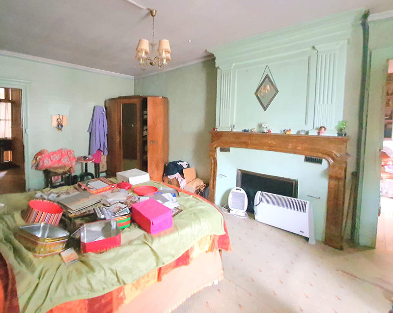 Maison - 253 m² - 9 pièces