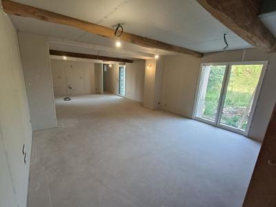 Maison - 160 m² - 5 pièces