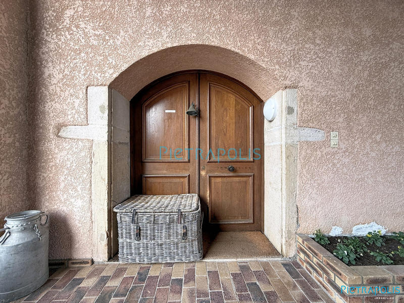 Maison ancienne - 350 m² - 13 pièces