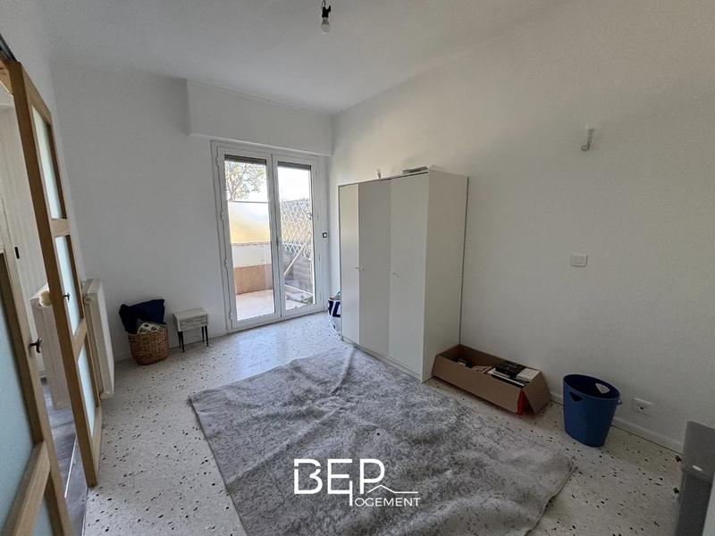 Appartement - 100 m² - 4 pièces