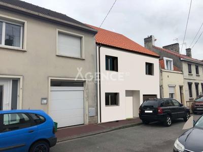 Maison - 111 m² - 4 pièces