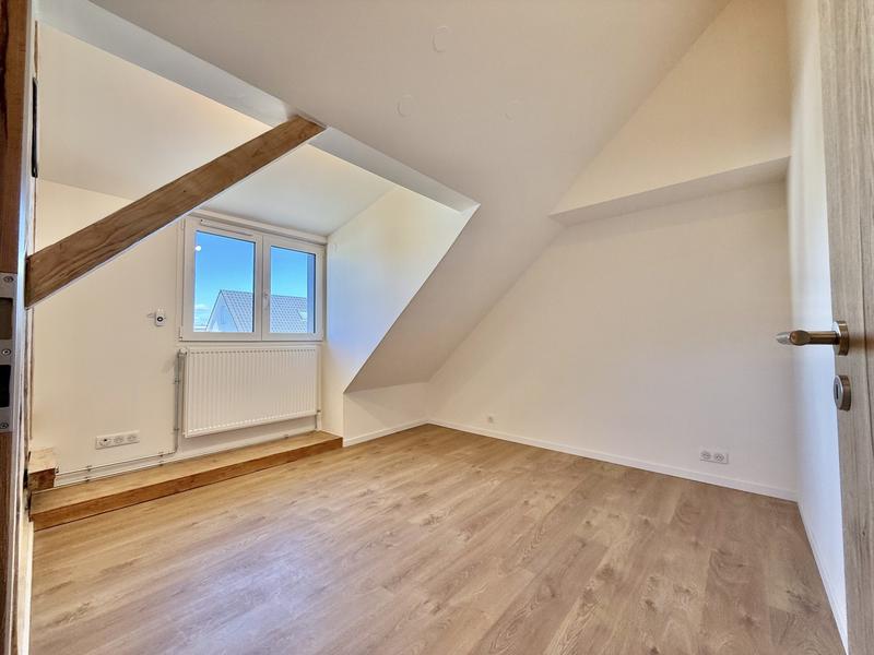 Maison - 121 m² - 7 pièces