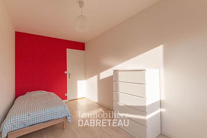 Appartement - 107 m² - 4 pièces