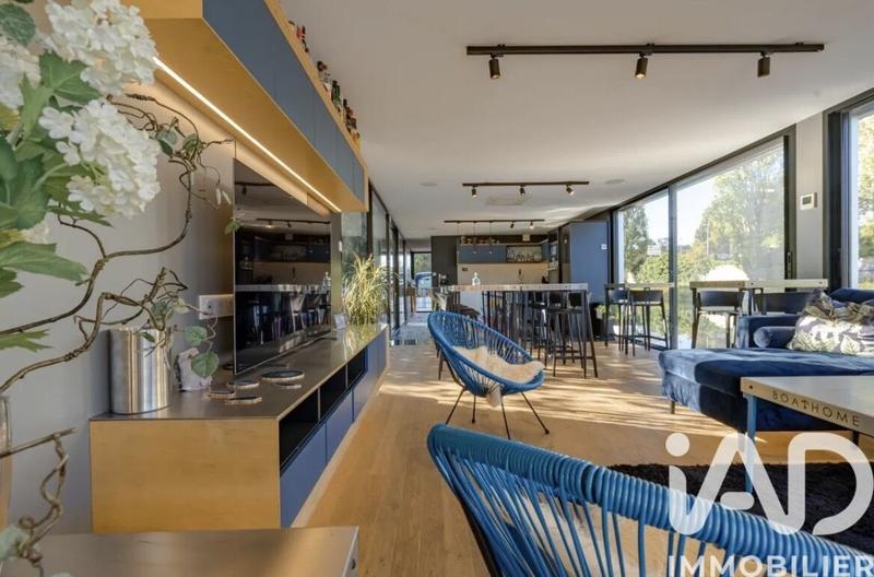 Appartement - 97 m² - 2 pièces