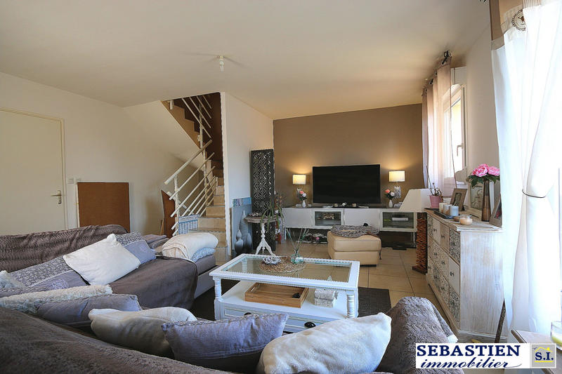 Maison - 121 m² - 6 pièces