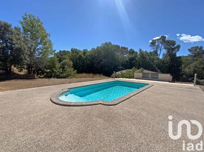 Maison - 147 m² - 5 pièces