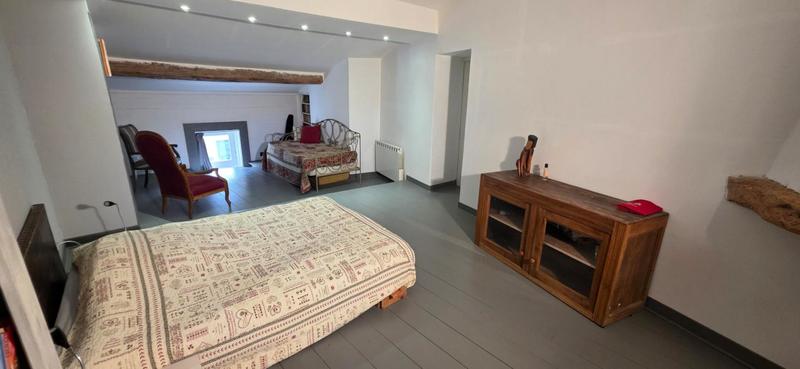 Maison - 200 m² - 7 pièces