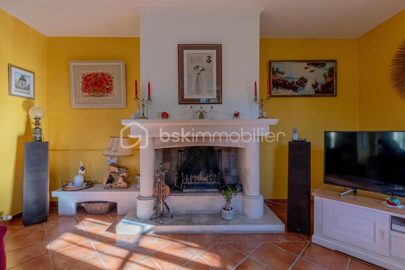 Demeure - 208 m² - 7 pièces