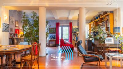 Appartement - 260 m² - 8 pièces