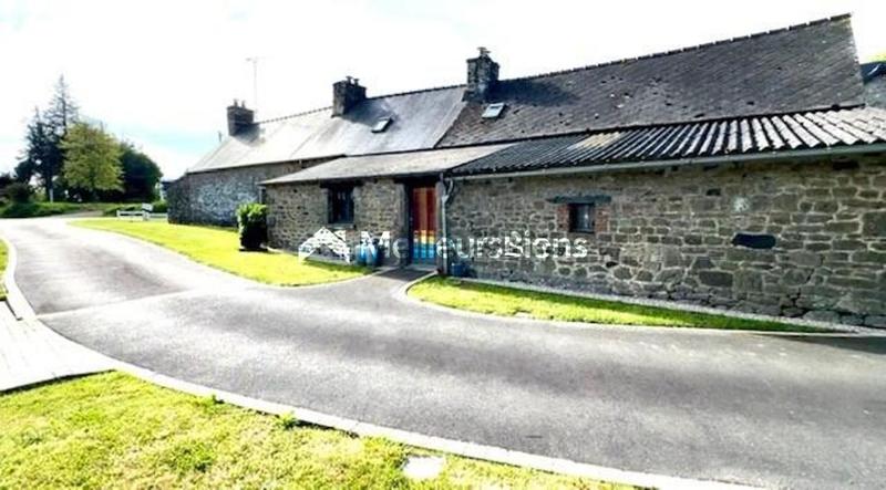 Maison en pierre - 180 m² - 8 pièces