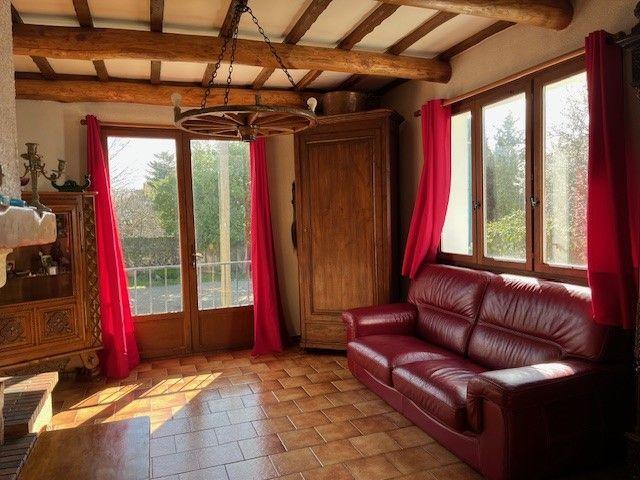 Maison - 205 m² - 9 pièces