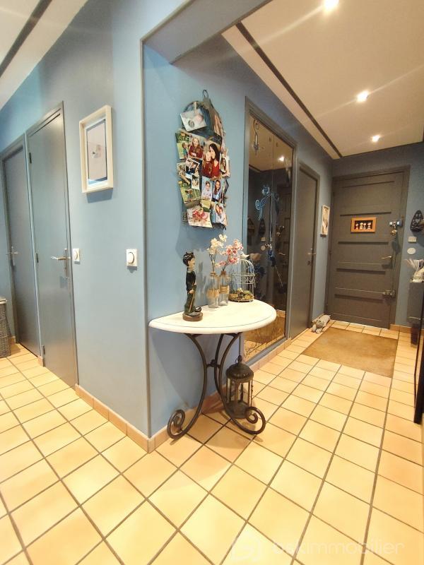 Maison traditionnelle - 120 m² - 6 pièces