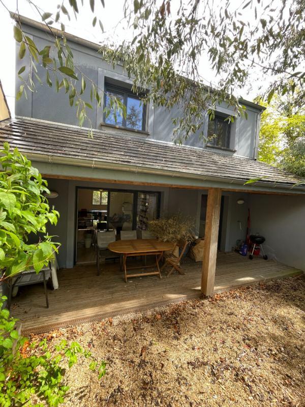 Maison - 97 m² - 5 pièces