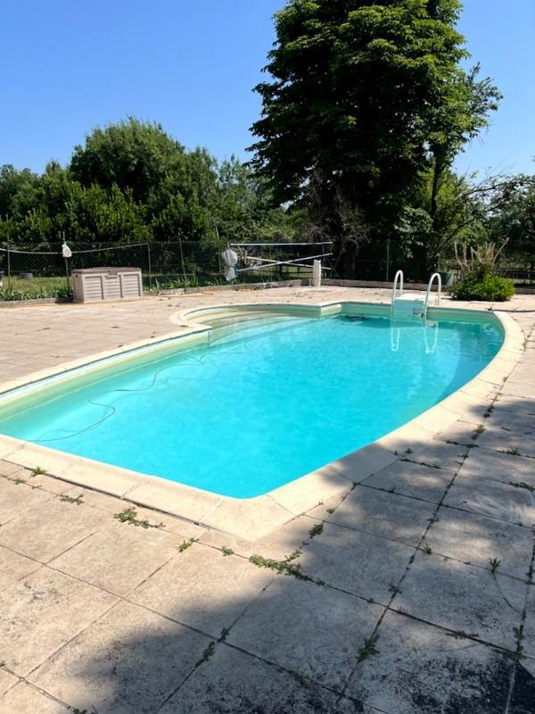 Maison - 180 m² - 6 pièces