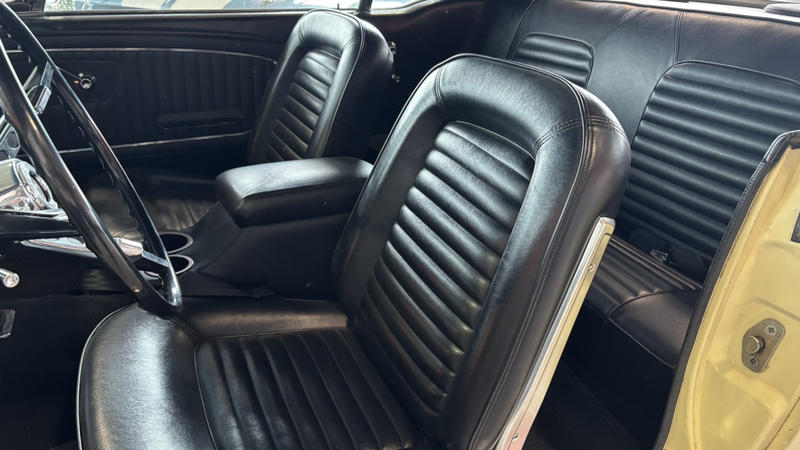 Ford Mustang Coupe 1966 Code a Boite Meca 4