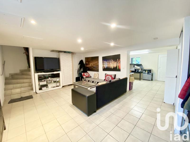 Maison - 210 m² - 9 pièces