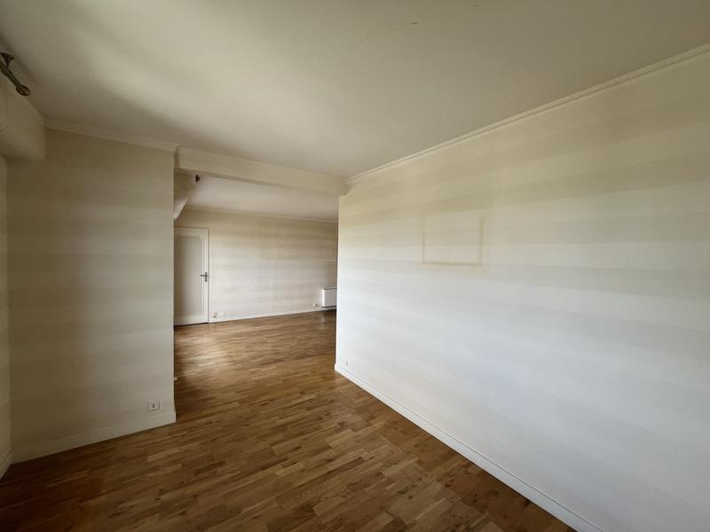 Appartement - 75 m² - 3 pièces