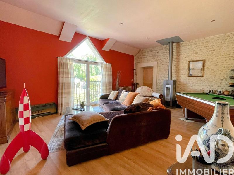 Maison - 365 m² - 12 pièces