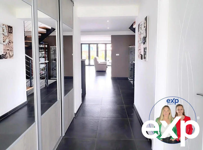 Maison - 183 m² - 7 pièces