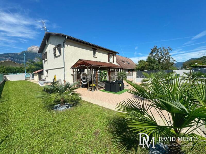 Maison - 108 m² - 5 pièces