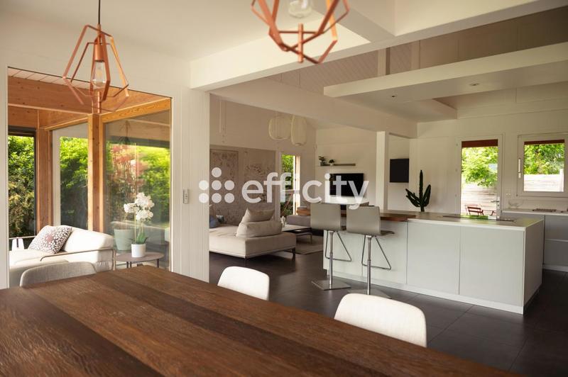 Maison de bois - 200 m² - 5 pièces