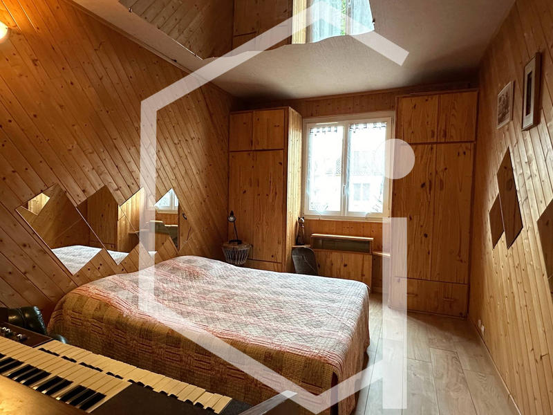 Maison - 92 m² - 4 pièces