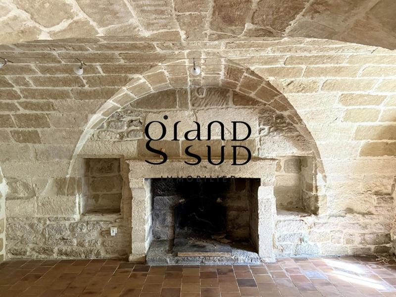 Maison de village - 250 m² - 7 pièces