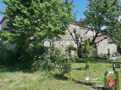 Maison - 282 m² - 8 pièces