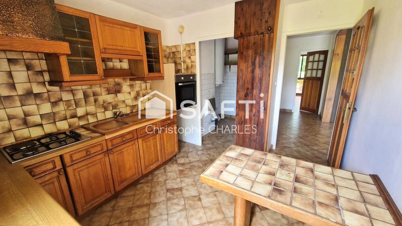 Appartement - 93 m² - 5 pièces