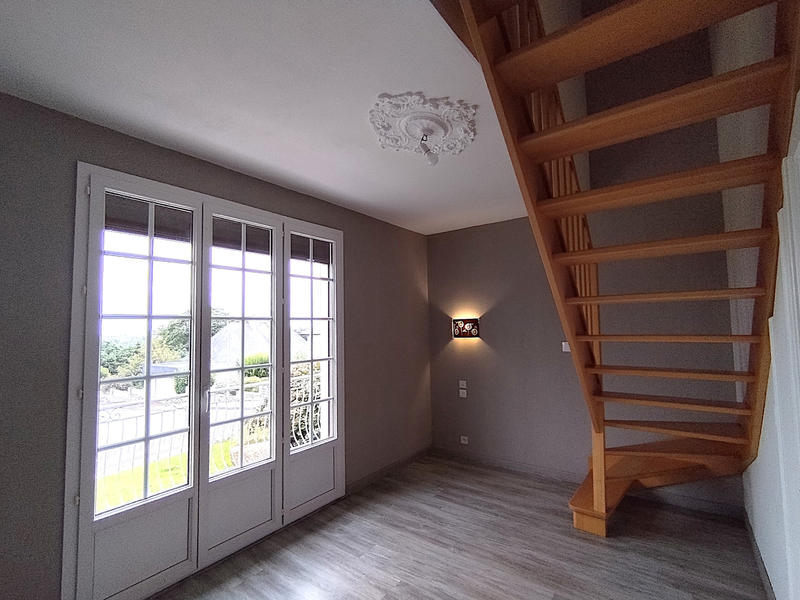 Maison - 95 m² - 5 pièces