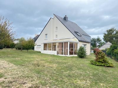 Maison - 138 m² - 6 pièces