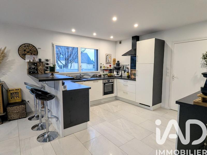 Maison - 140 m² - 5 pièces