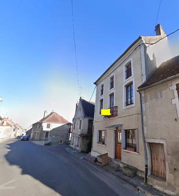 Maison - 200 m² - 7 pièces