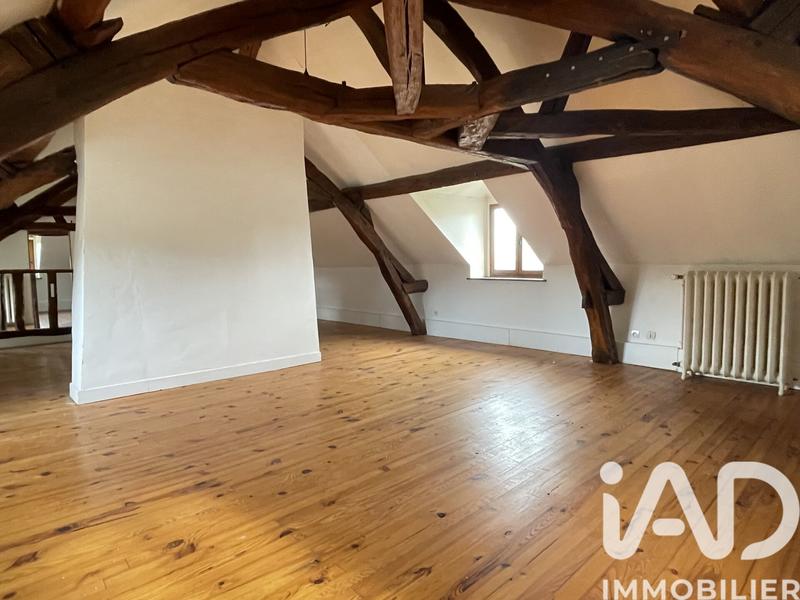 Maison - 210 m² - 7 pièces