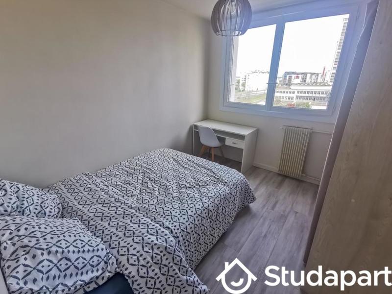 Chambre - 10 m² - 1 pièce