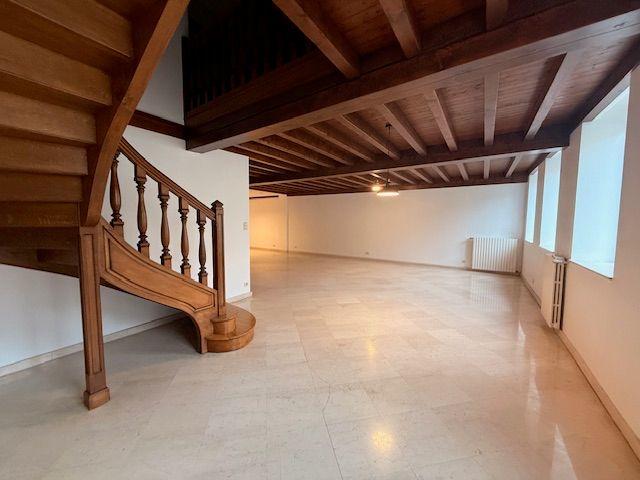 Duplex - 157 m² - 4 pièces