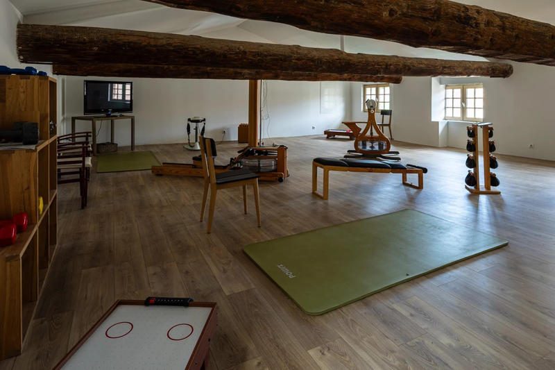 Maison - 520 m² - 8 pièces