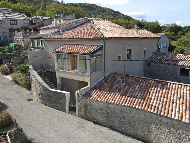 Maison de village - 109 m² - 4 pièces