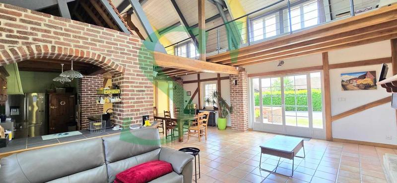 Corps de ferme - 327 m² - 7 pièces