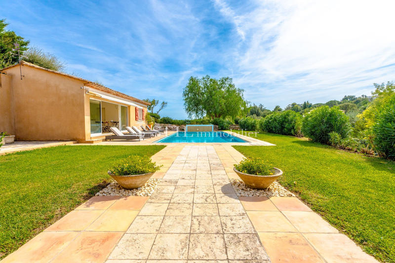 Villa - 314 m² - 6 pièces