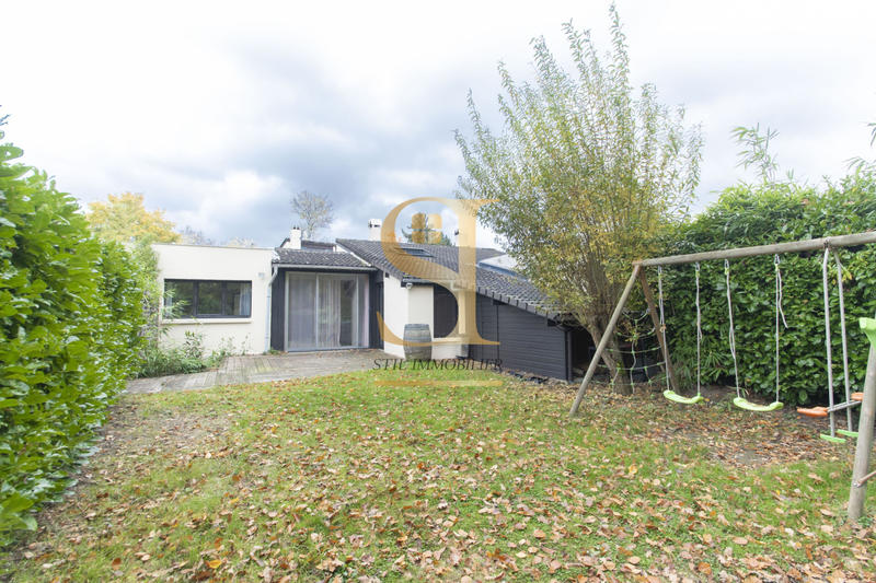 Maison - 94 m² - 5 pièces