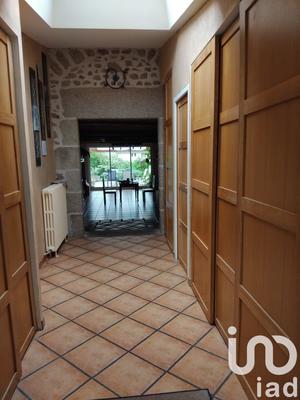 Maison - 283 m² - 9 pièces
