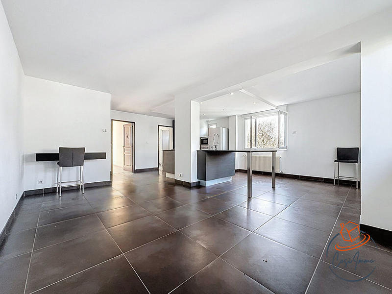 Appartement - 79 m² - 3 pièces