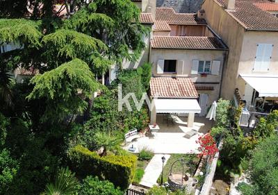 Maison de ville - 132 m² - 5 pièces