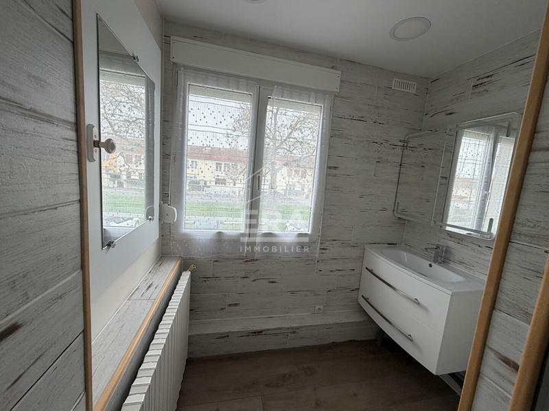 Maison - 80 m² - 4 pièces