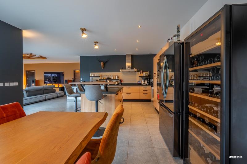 Villa - 210 m² - 7 pièces