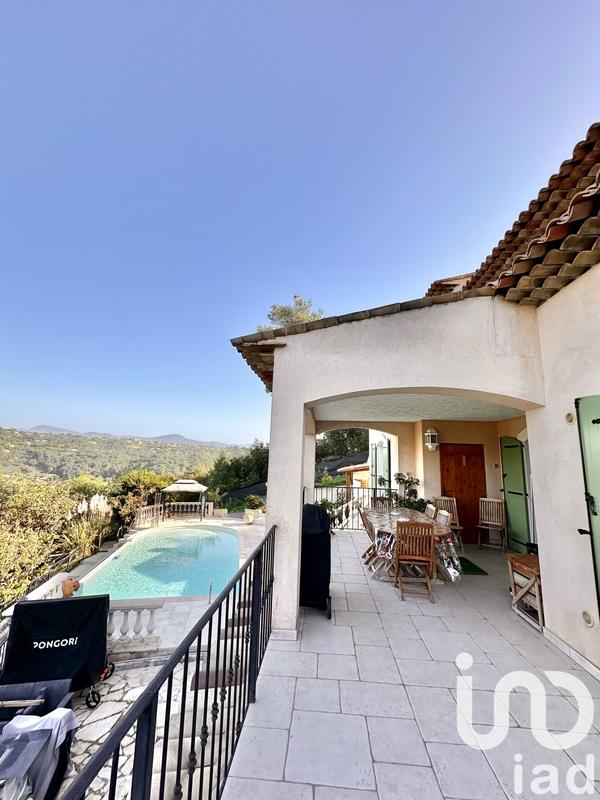 Maison - 295 m² - 9 pièces