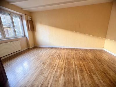 Maison en pierre - 95 m² - 4 pièces